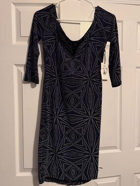 iris Los Angeles Navy Blue Geometric V-Neck 3/4 Sleeve Dress